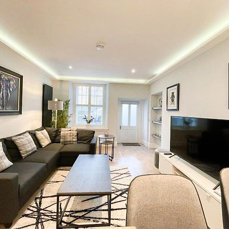 Modern 3 Bedroom Apartment, West End Edimburgo Esterno foto
