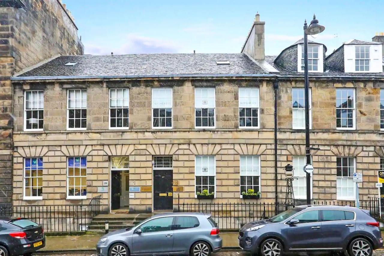 Modern 3 Bedroom Apartment, West End Edimburgo Esterno foto